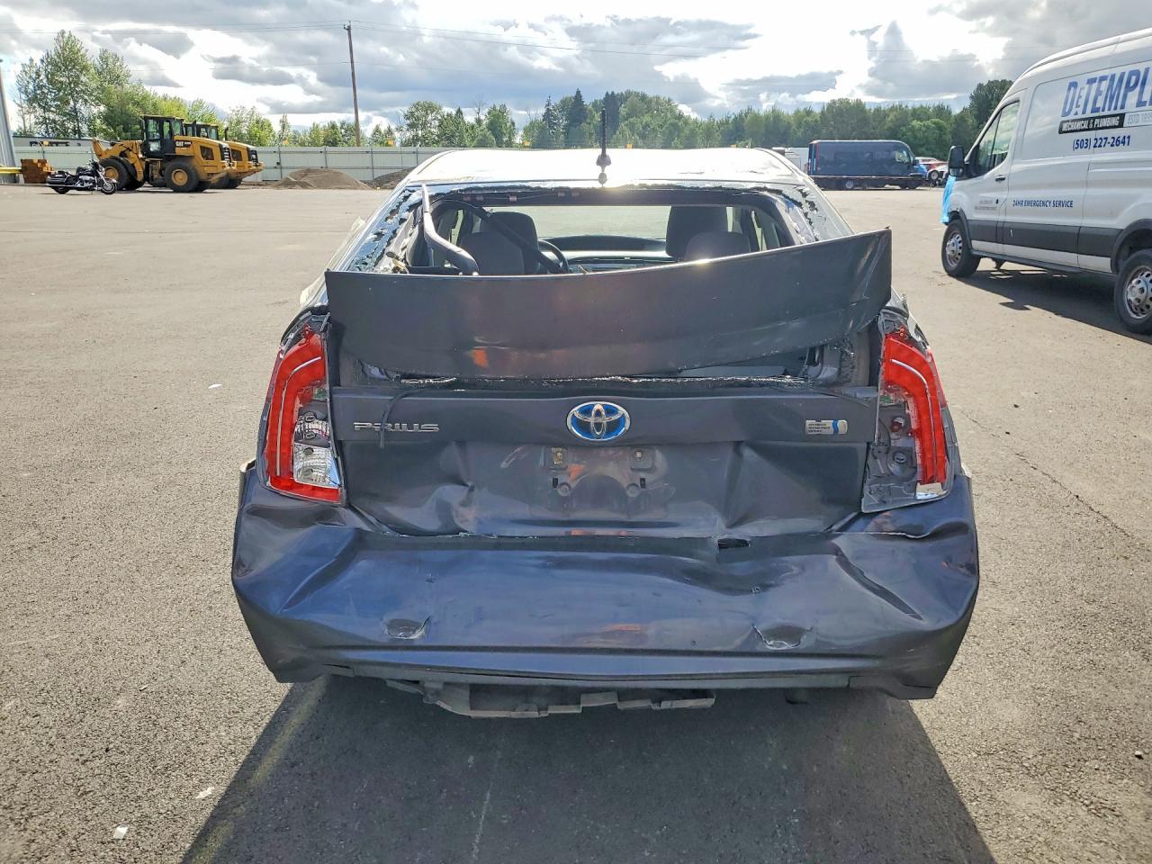 2014 Toyota Prius Two - Image 6