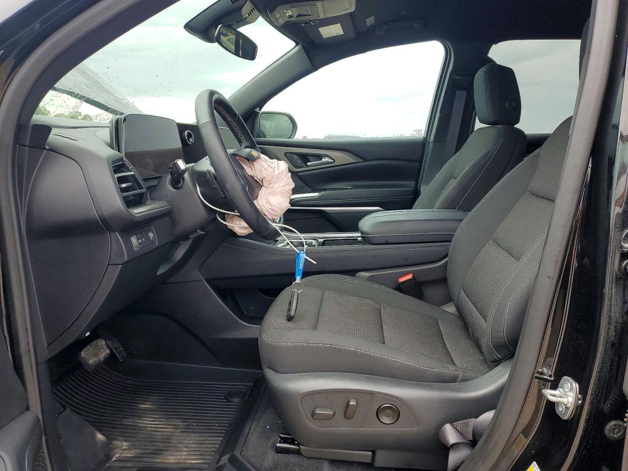 2025 Chevrolet Traverse Lt - Image 7