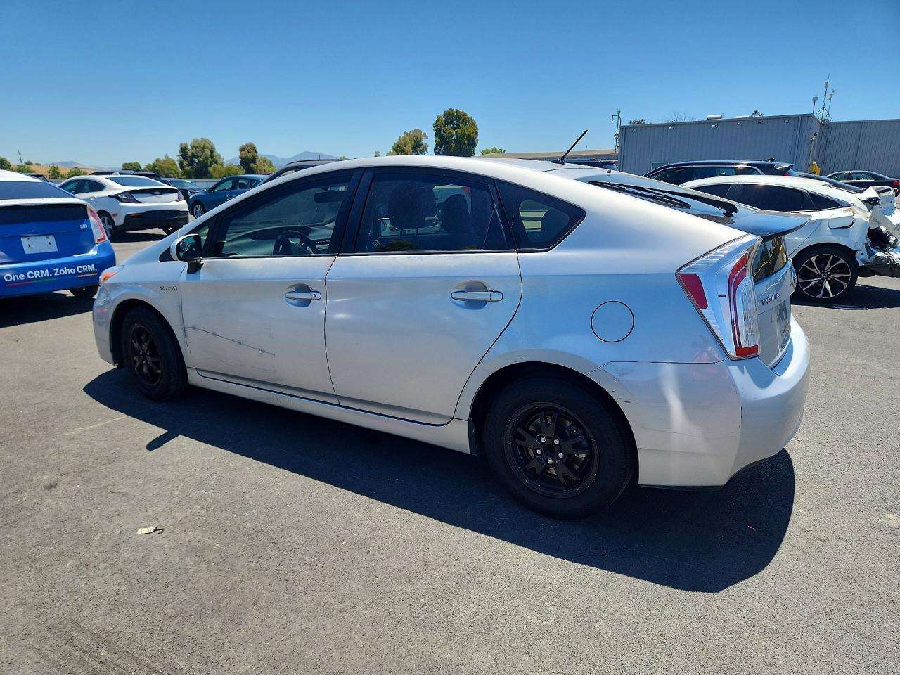2015 Toyota Prius Two - Фото 2