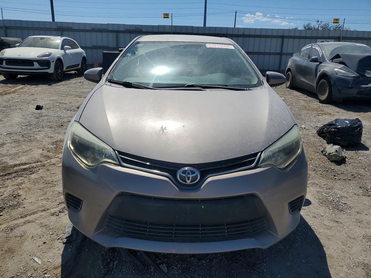 2015 Toyota Corolla Le - Фото 5