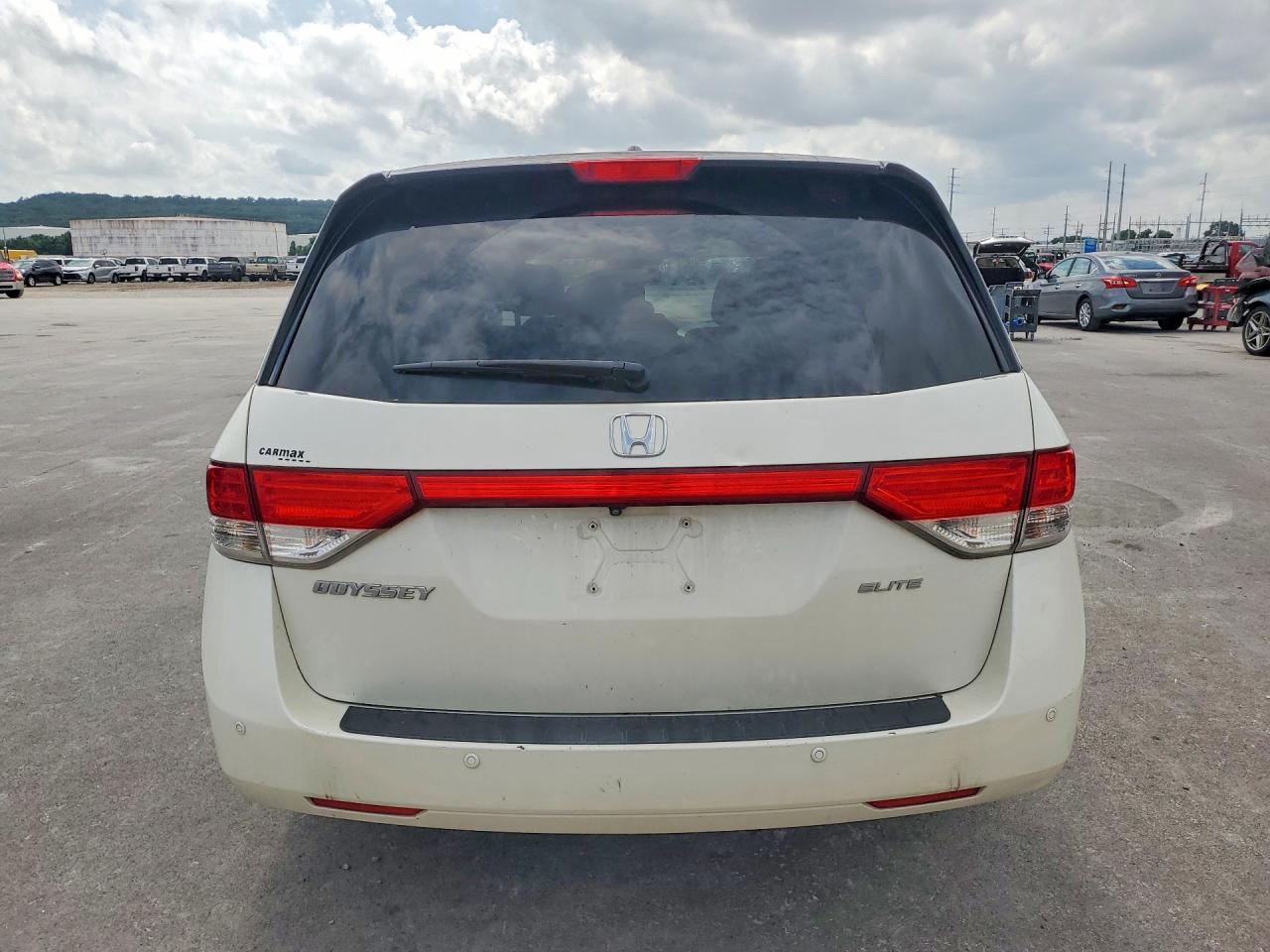 2016 Honda Odyssey Touring - Фото 6