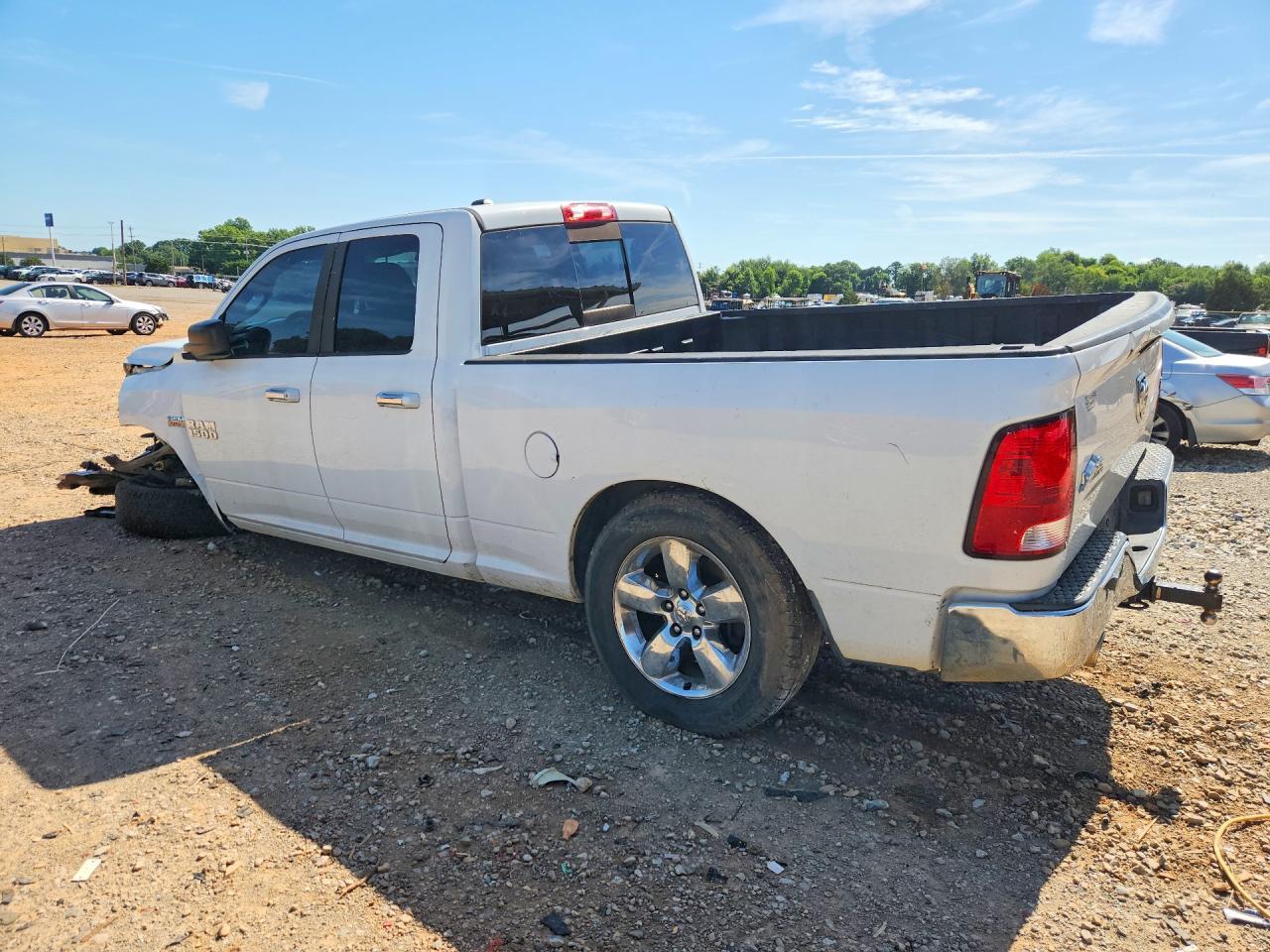 2015 Dodge Ram 1500 - Фото 2