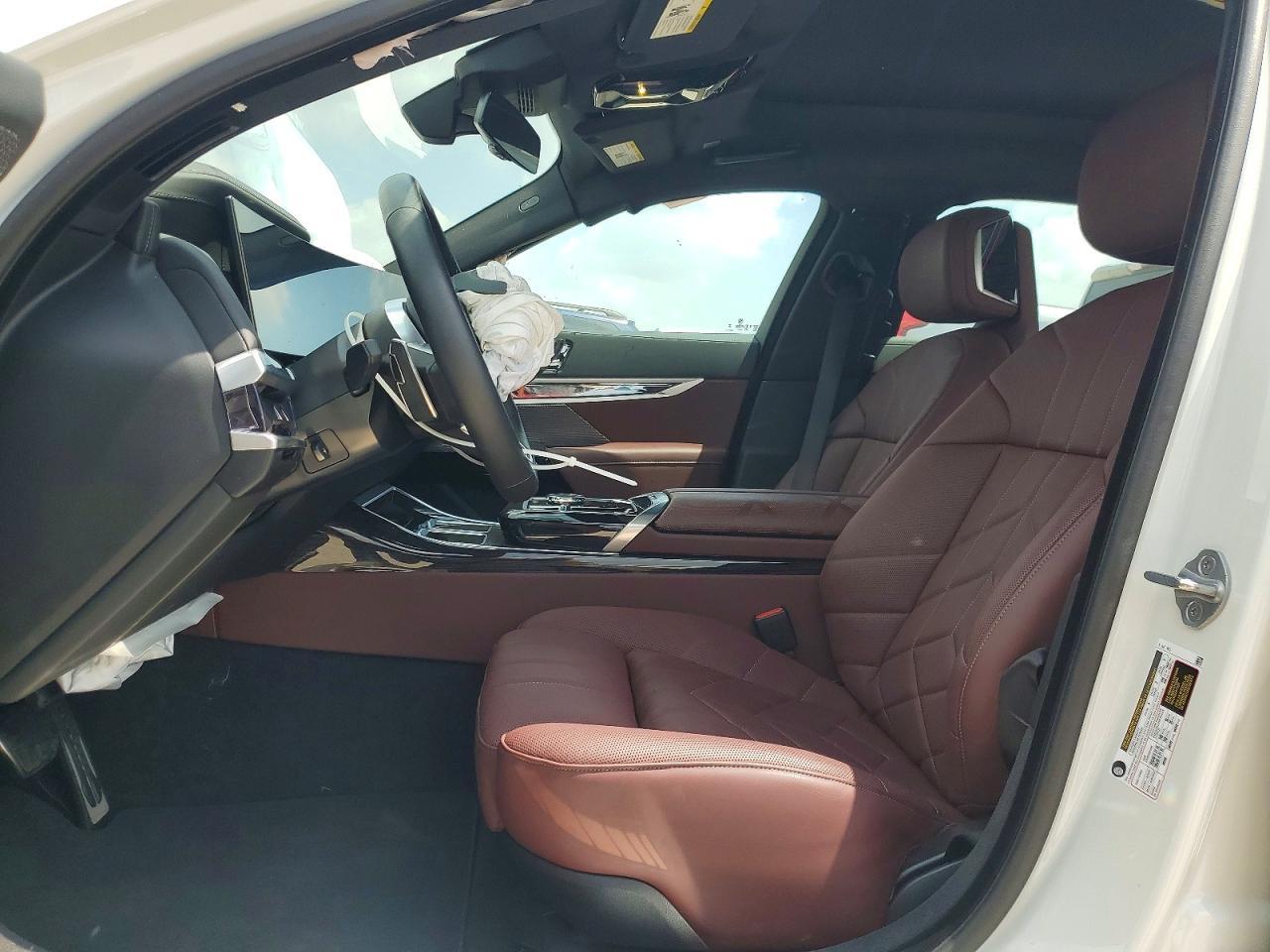 2025 BMW 740 I - Image 7