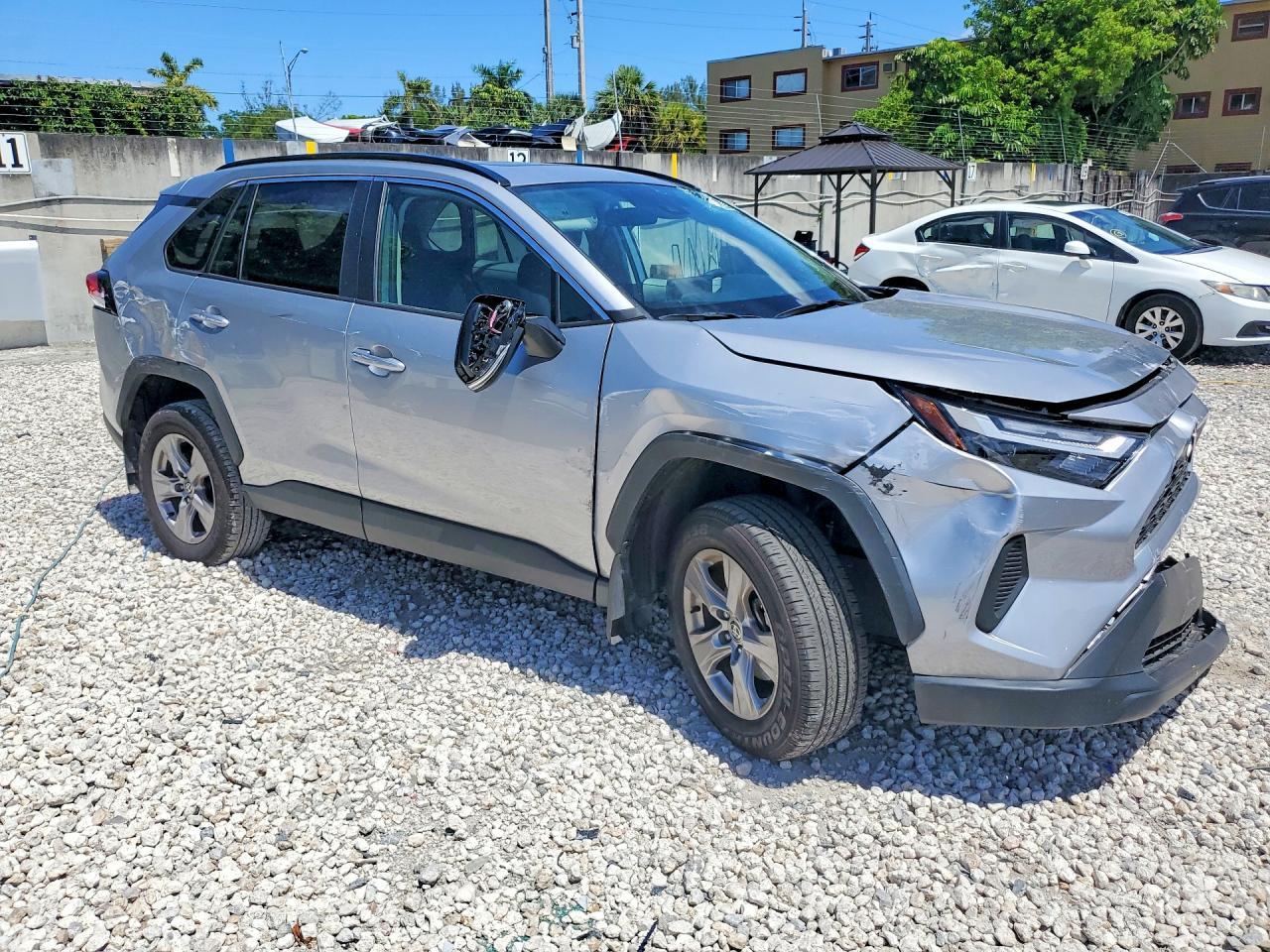 2025 Toyota Rav4 Xle - Фото 4