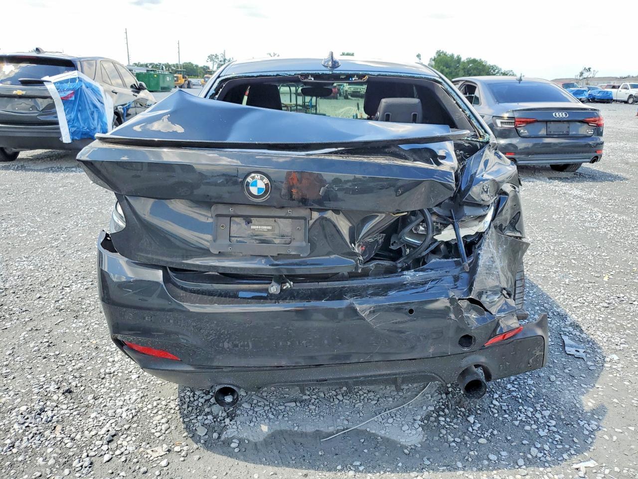 2016 BMW M235I - Фото 6