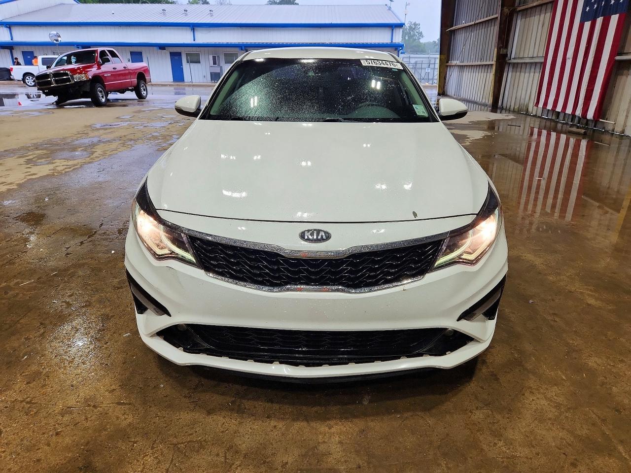 2019 Kia Optima S - Фото 5