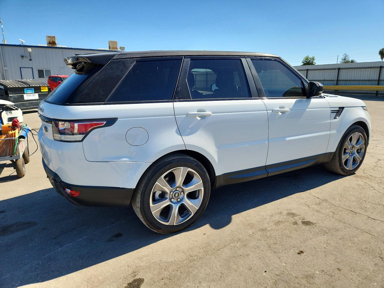 2015 Land Rover Range Rover Sport Hse - Image 3