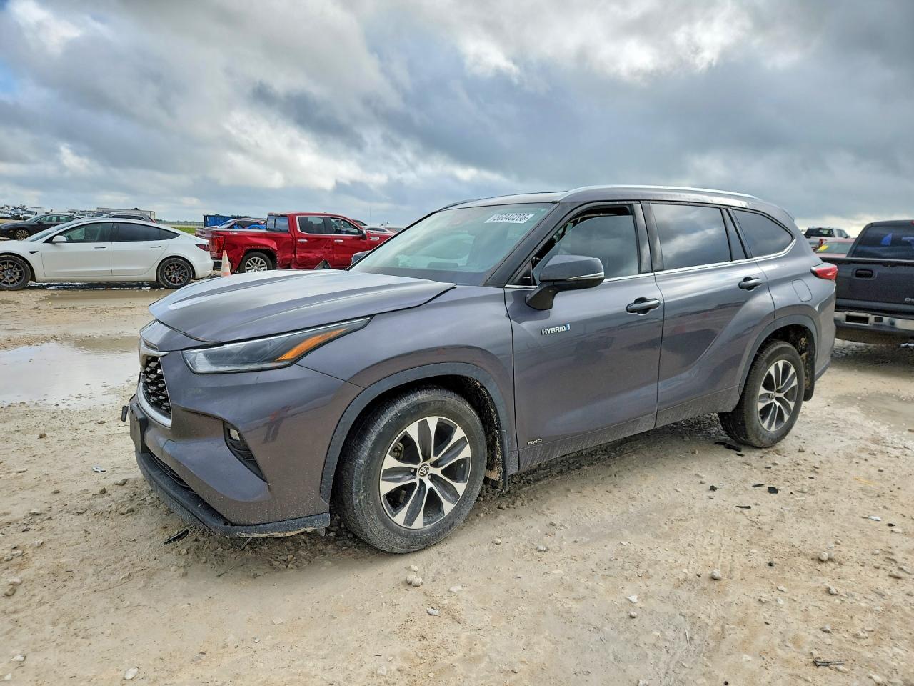 2021 Toyota Highlander Hybrid Xle