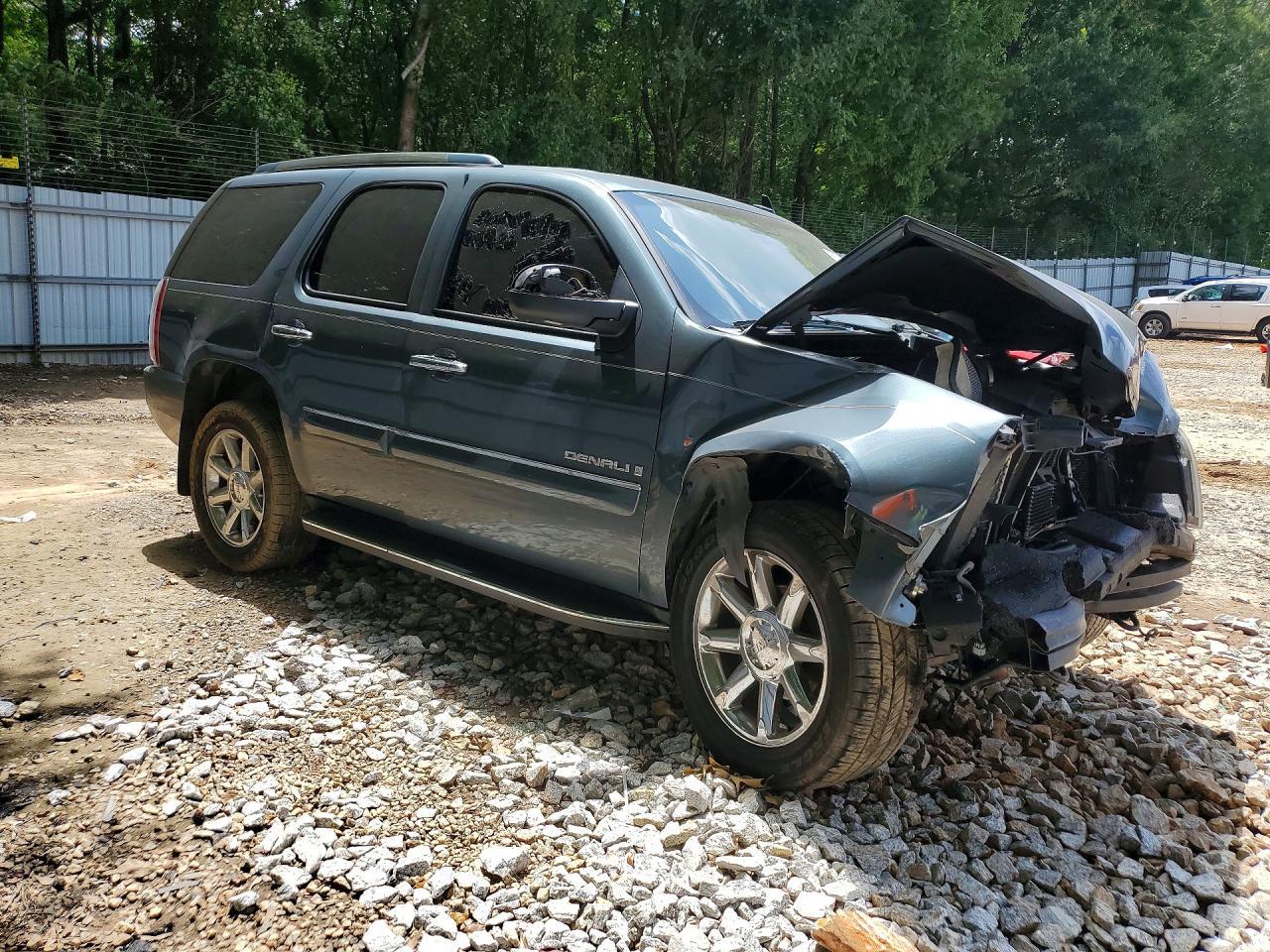 2008 GMC Yukon Denali - Фото 4
