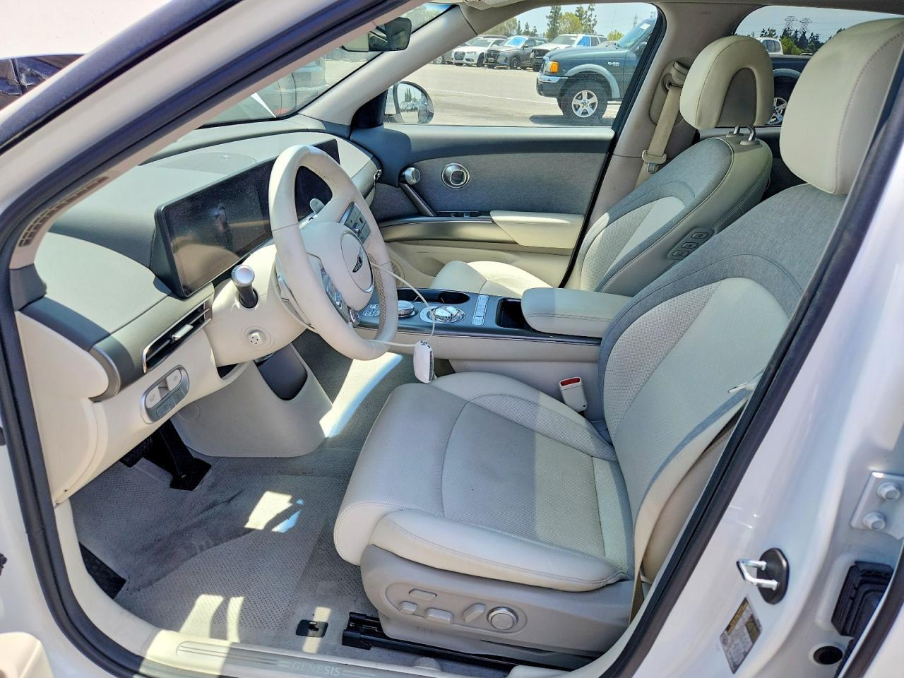 2025 Genesis Gv60 Standard - Фото 7