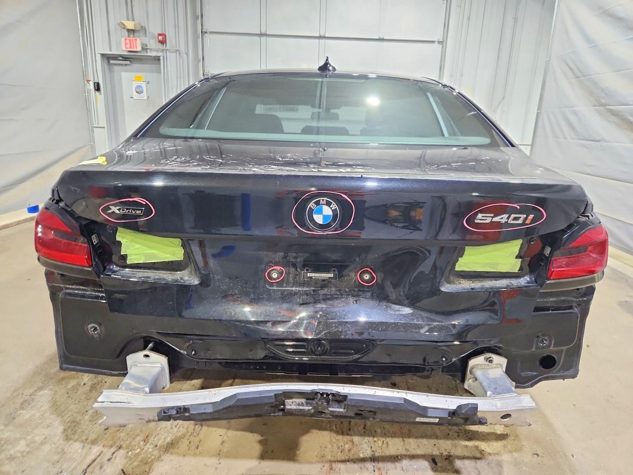 2021 BMW 540 Xi - Image 6