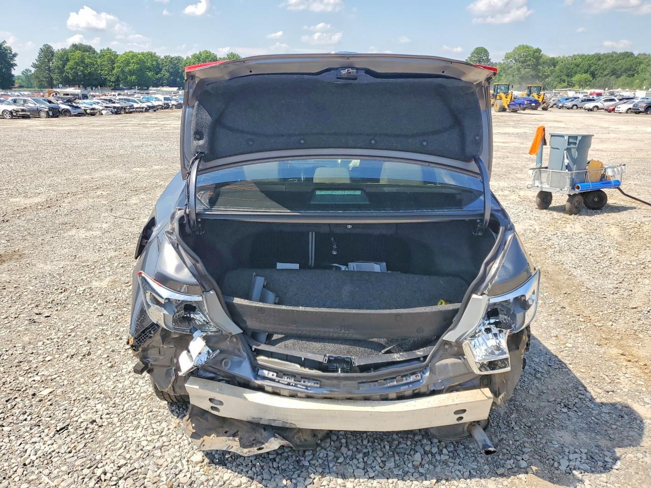 2012 Toyota Camry Le - Image 6