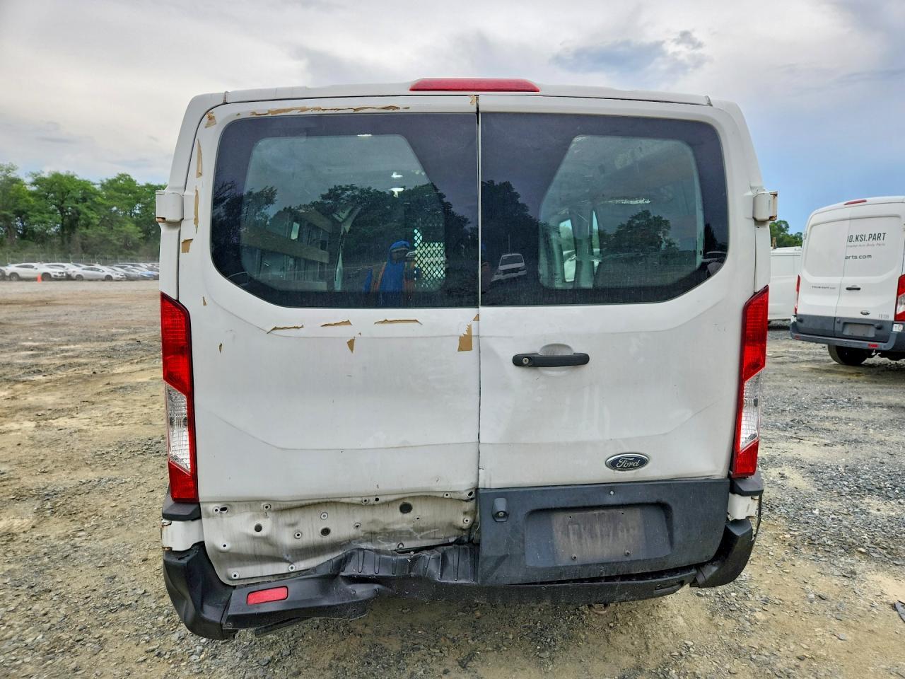 2019 Ford Transit T-250 - Image 6