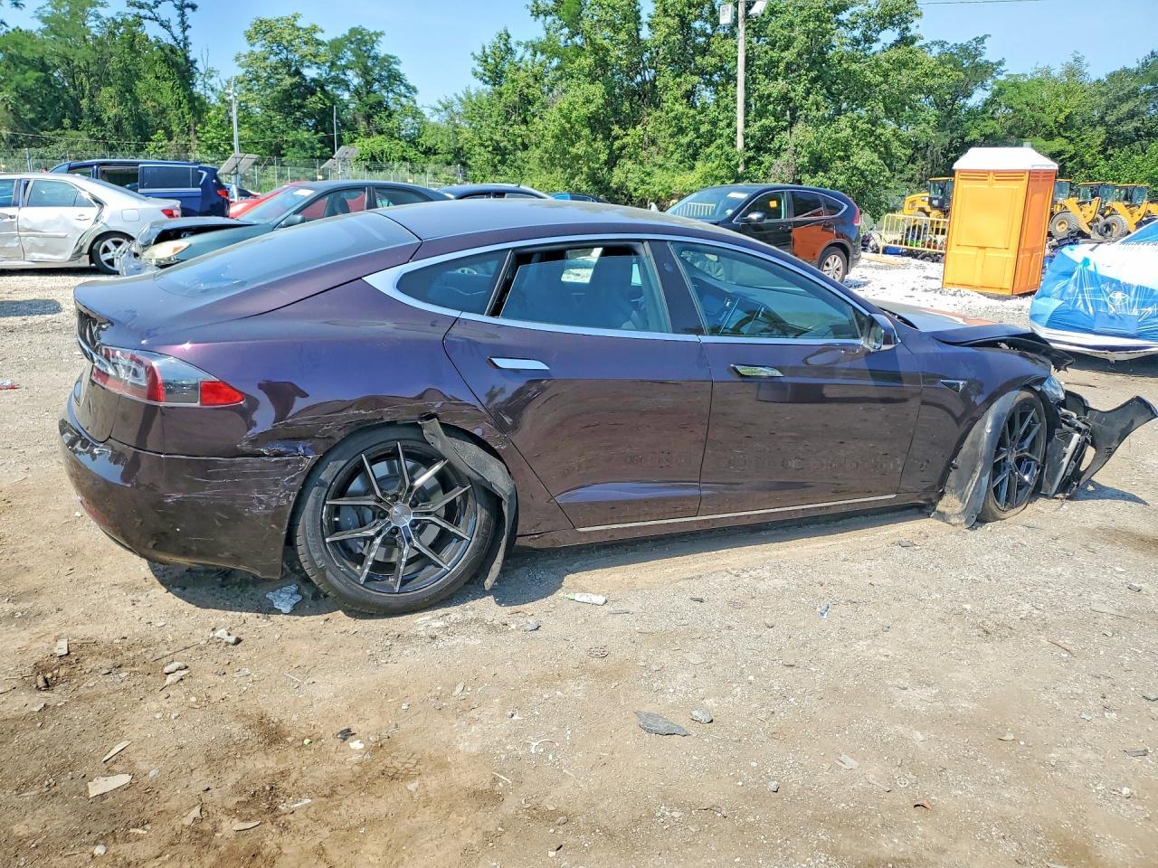 2016 Tesla Model S - Фото 3