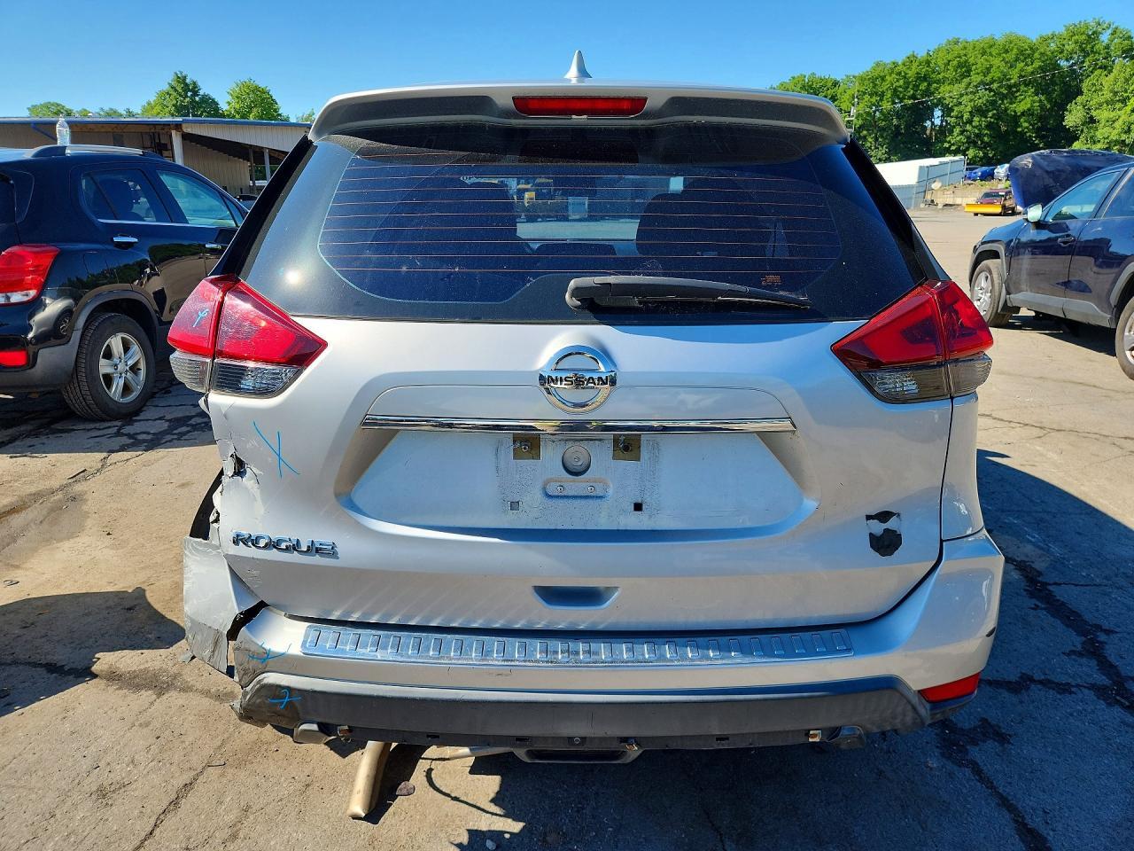 2018 Nissan Rogue S - Image 6