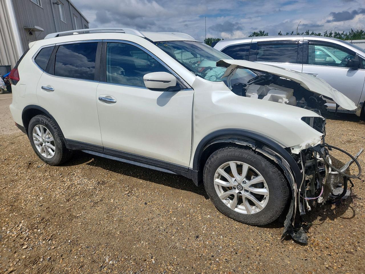 2019 Nissan Rogue S - Фото 4