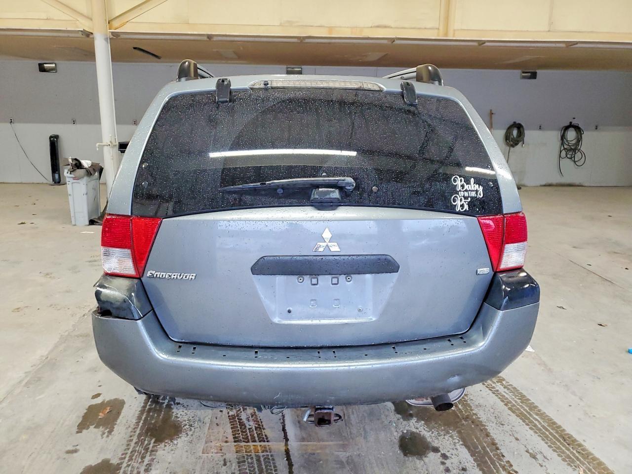 2005 Mitsubishi Endeavor Ls - Image 6