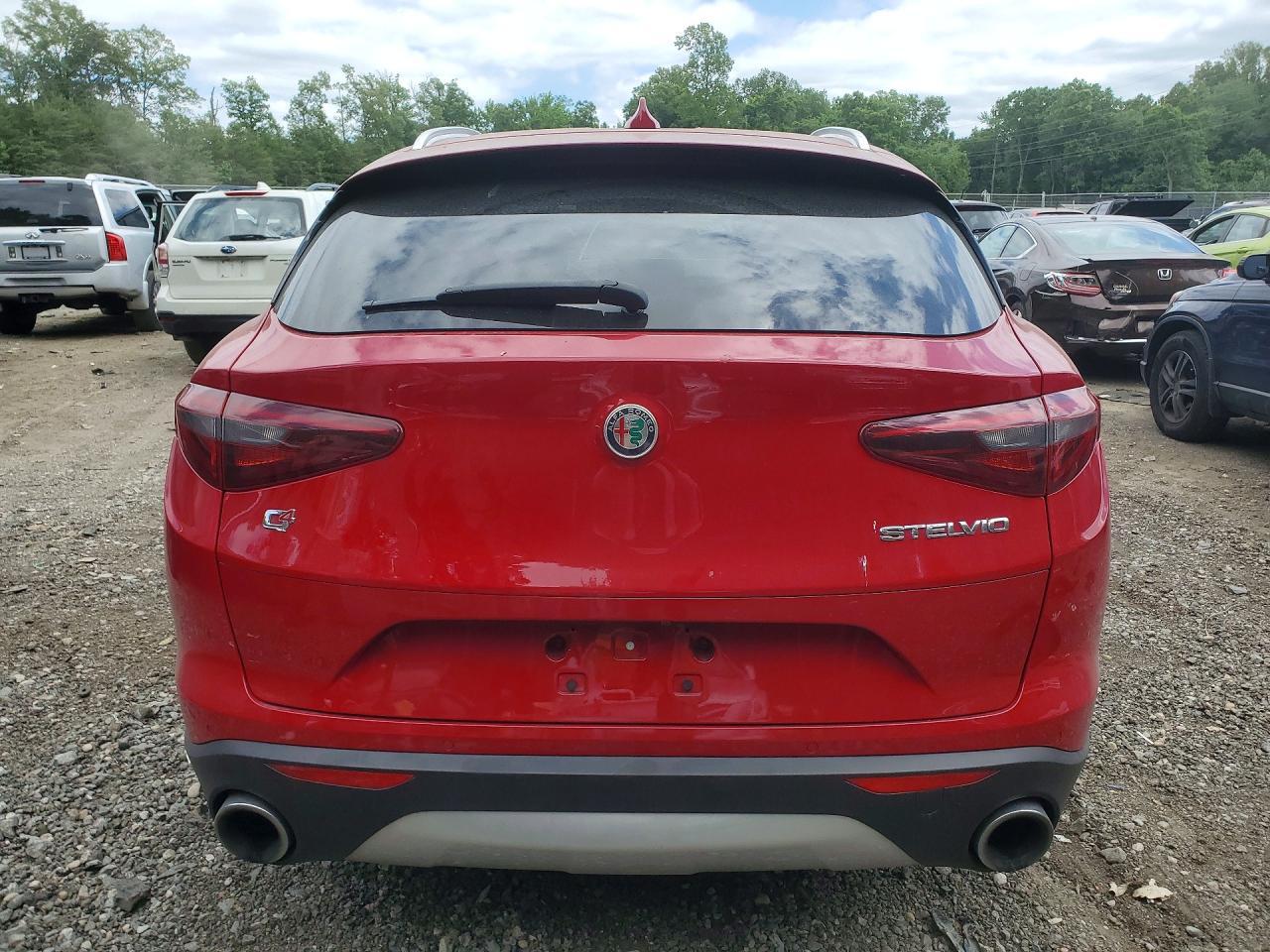 2019 Alfa Romeo Stelvio Ti - Image 6
