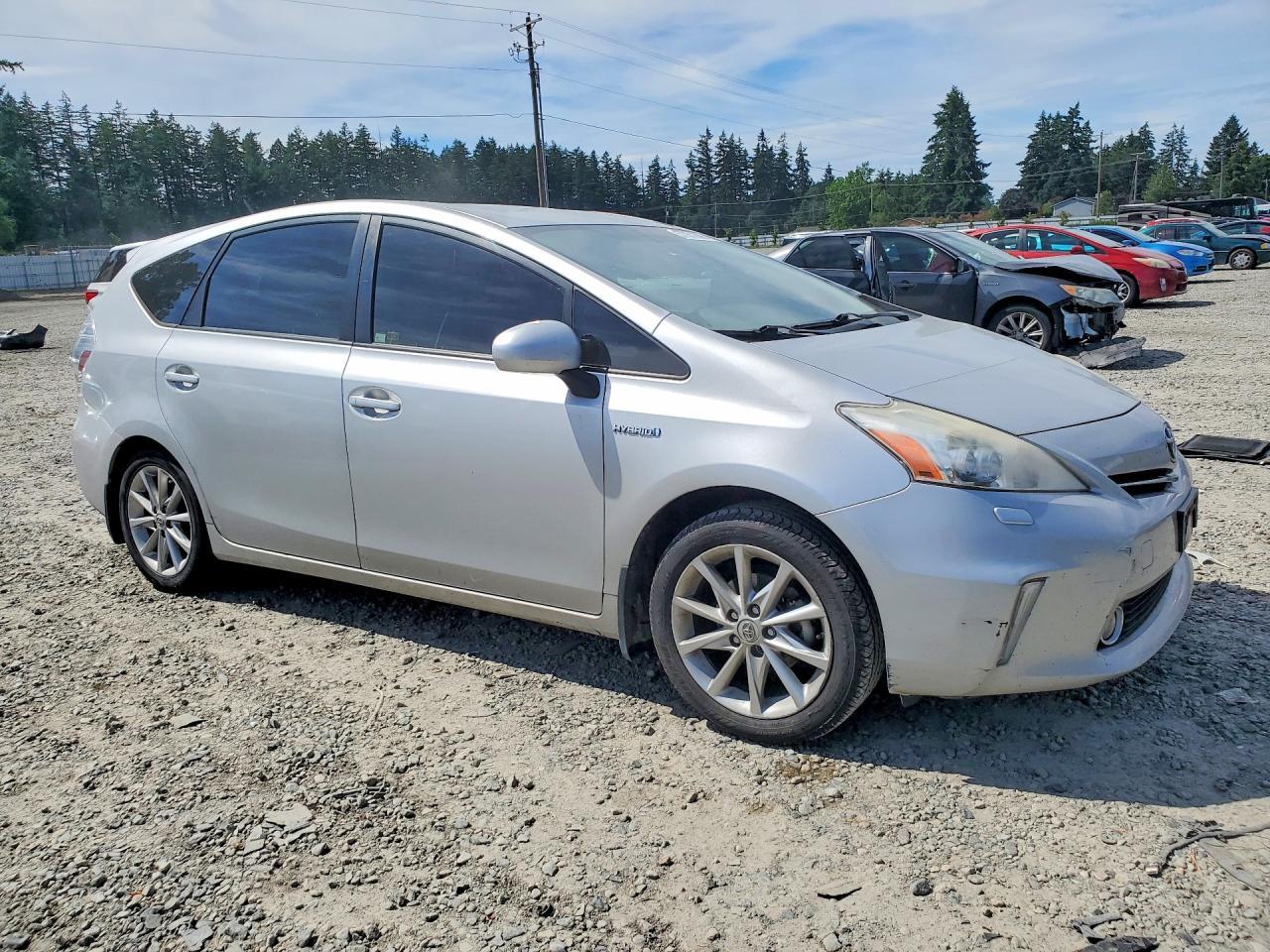 2012 Toyota Prius Base - Фото 4