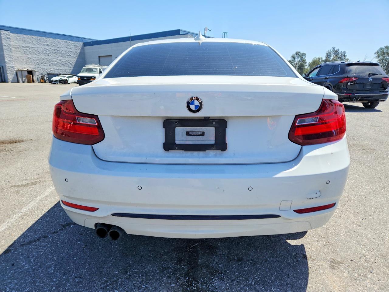 2016 BMW 228 I Sulev - Image 6