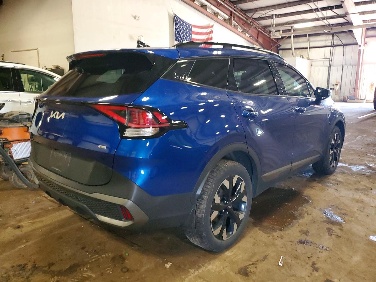2024 Kia Sportage X Line - Image 3