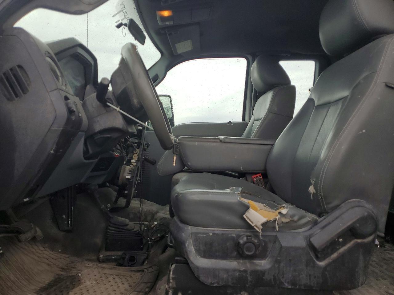 2011 Ford F250 Super Duty - Фото 7