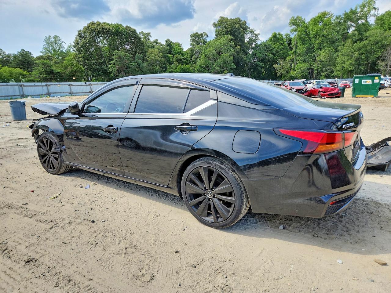 2019 Nissan Altima Sr - Фото 2