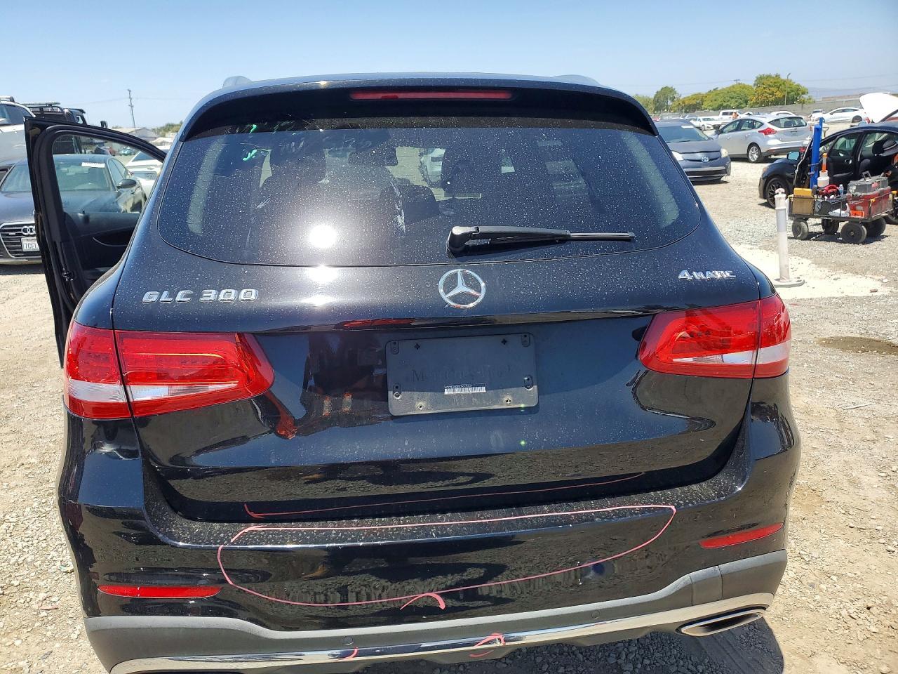 2016 Mercedes-Benz Glc 300 4Matic - Фото 6