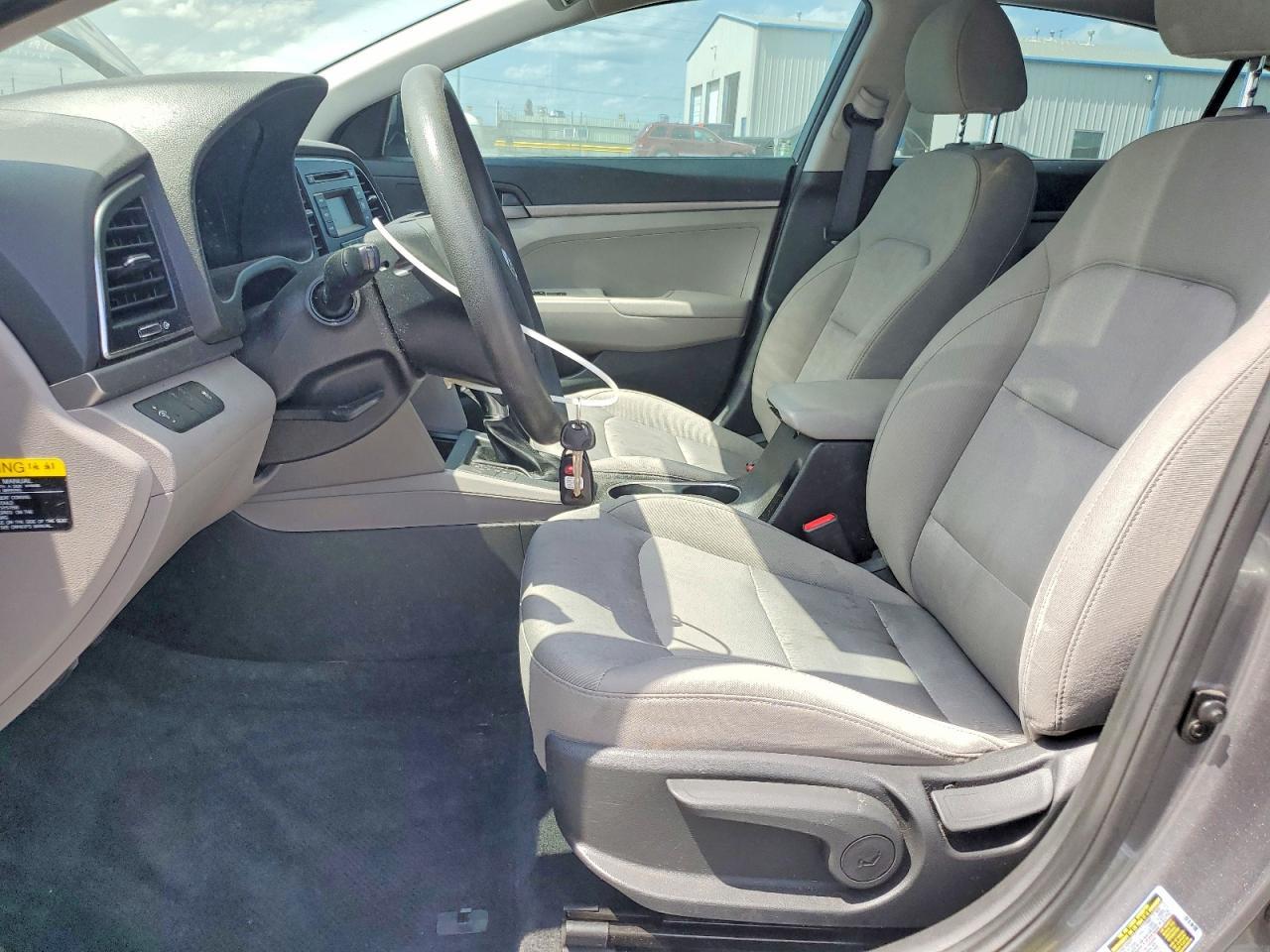 2018 Hyundai Elantra Se - Фото 7