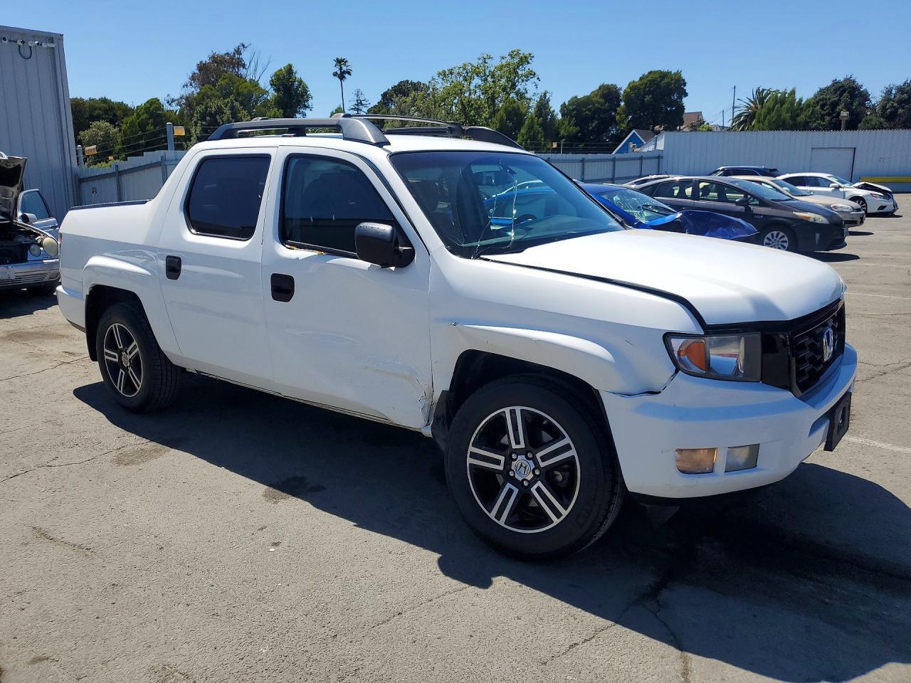 2013 Honda Ridgeline - Image 4