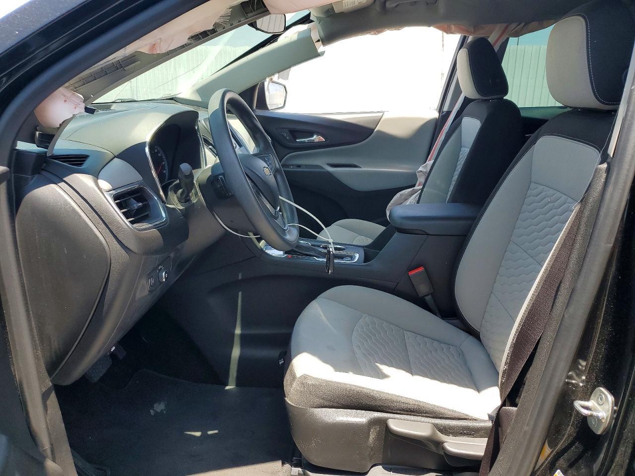 2020 Chevrolet Equinox Ls - Image 7