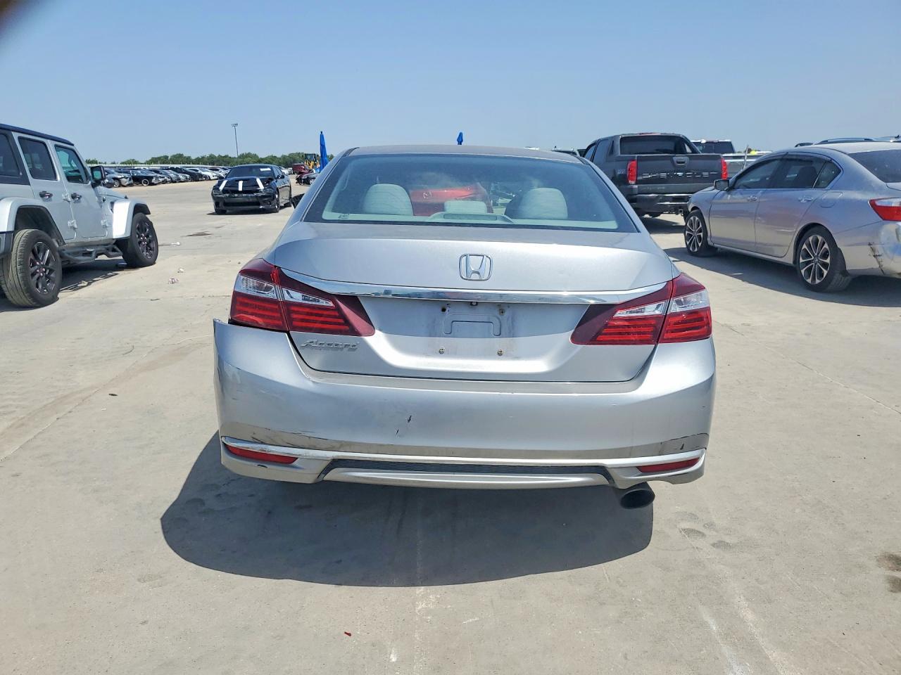 2017 Honda Accord Lx - Фото 6
