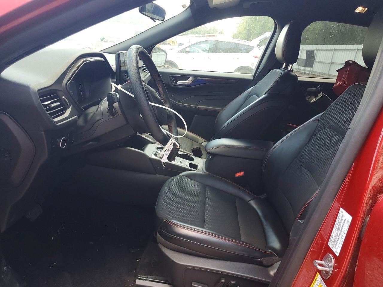 2025 Ford Escape St Line - Image 7