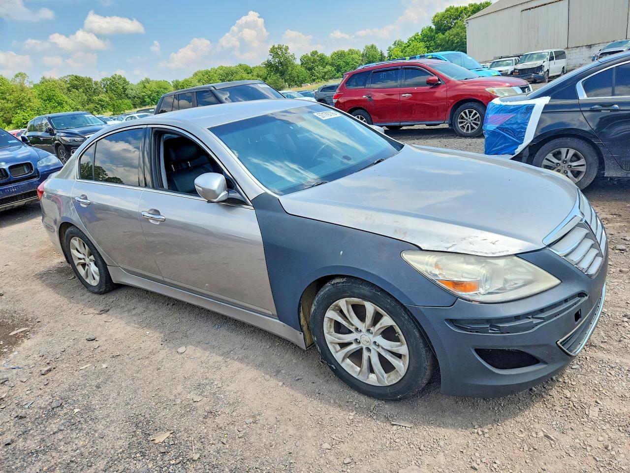 2012 Hyundai Genesis 3.8L - Фото 4