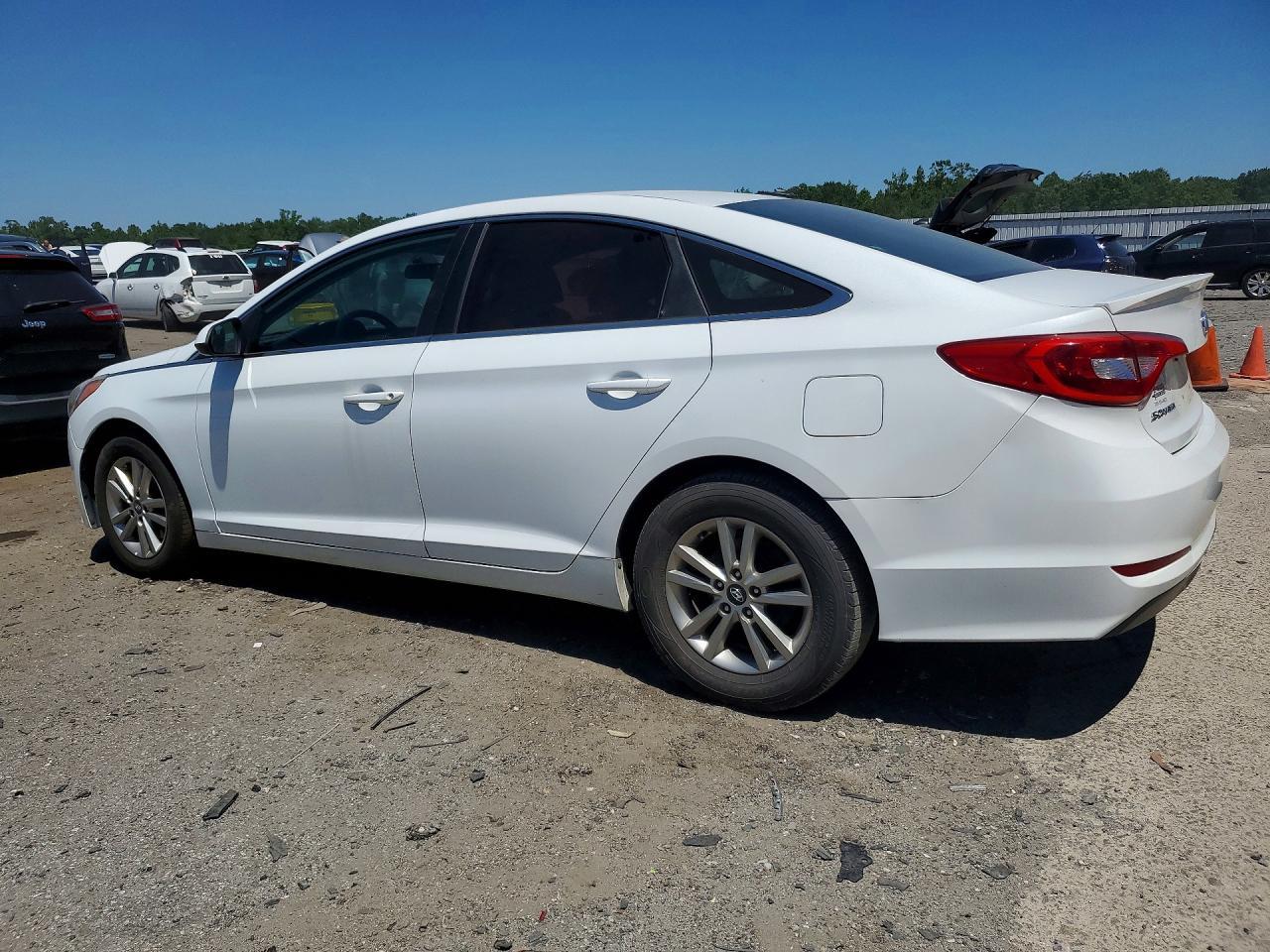 2017 Hyundai Sonata Se - Фото 2