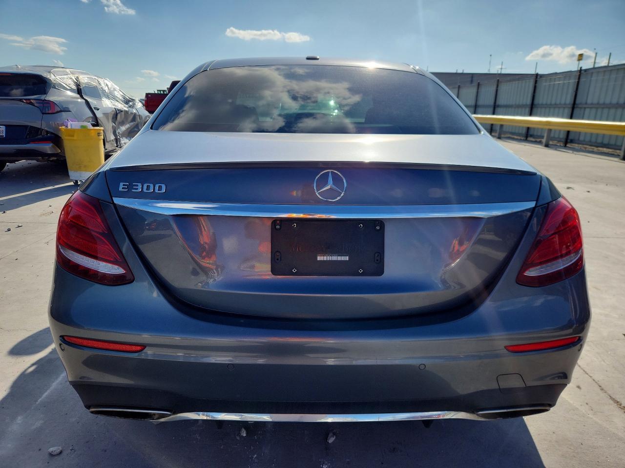 2018 Mercedes-Benz E 300 - Image 6