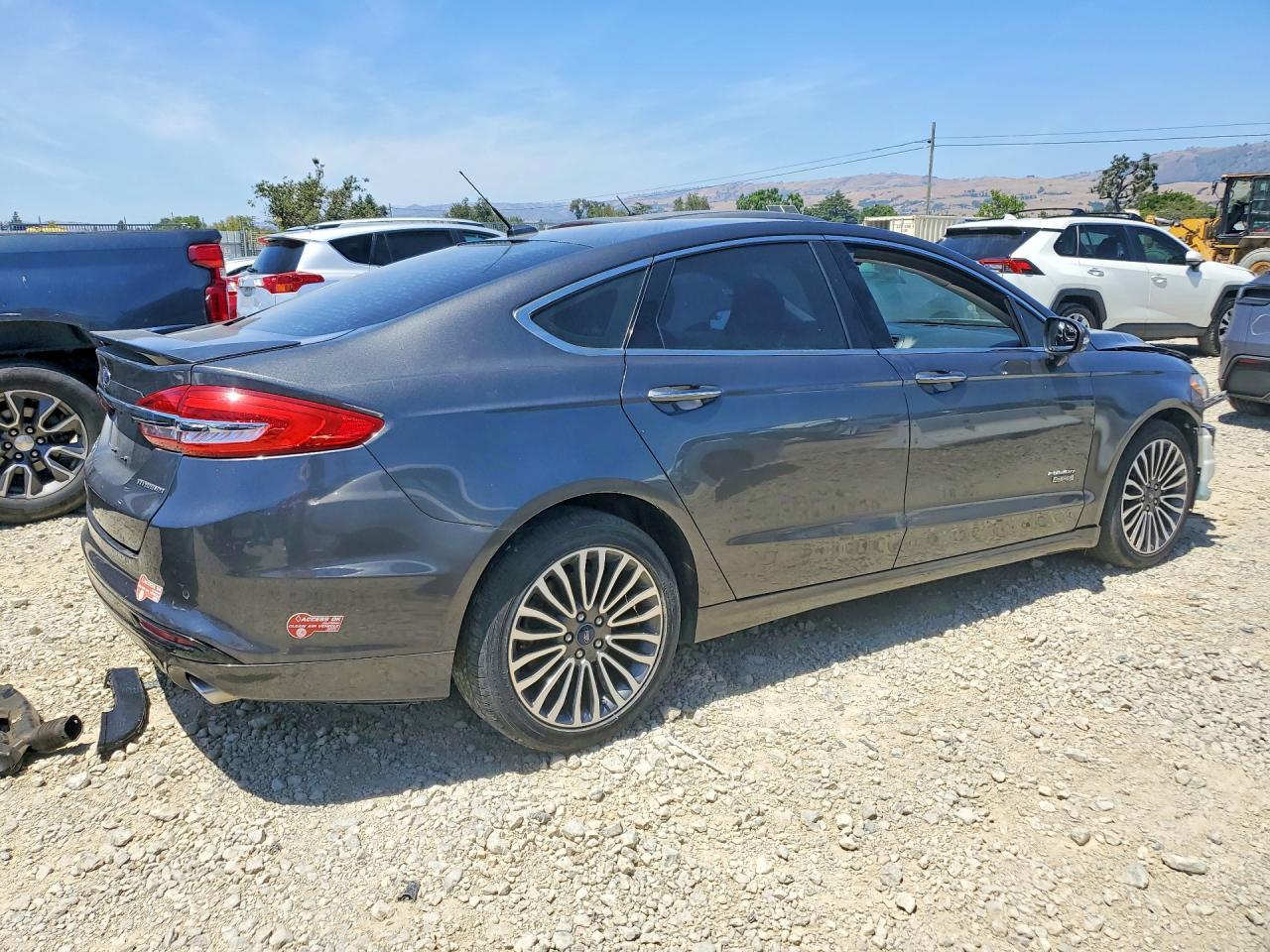 2018 Ford Fusion Titanium - Фото 3