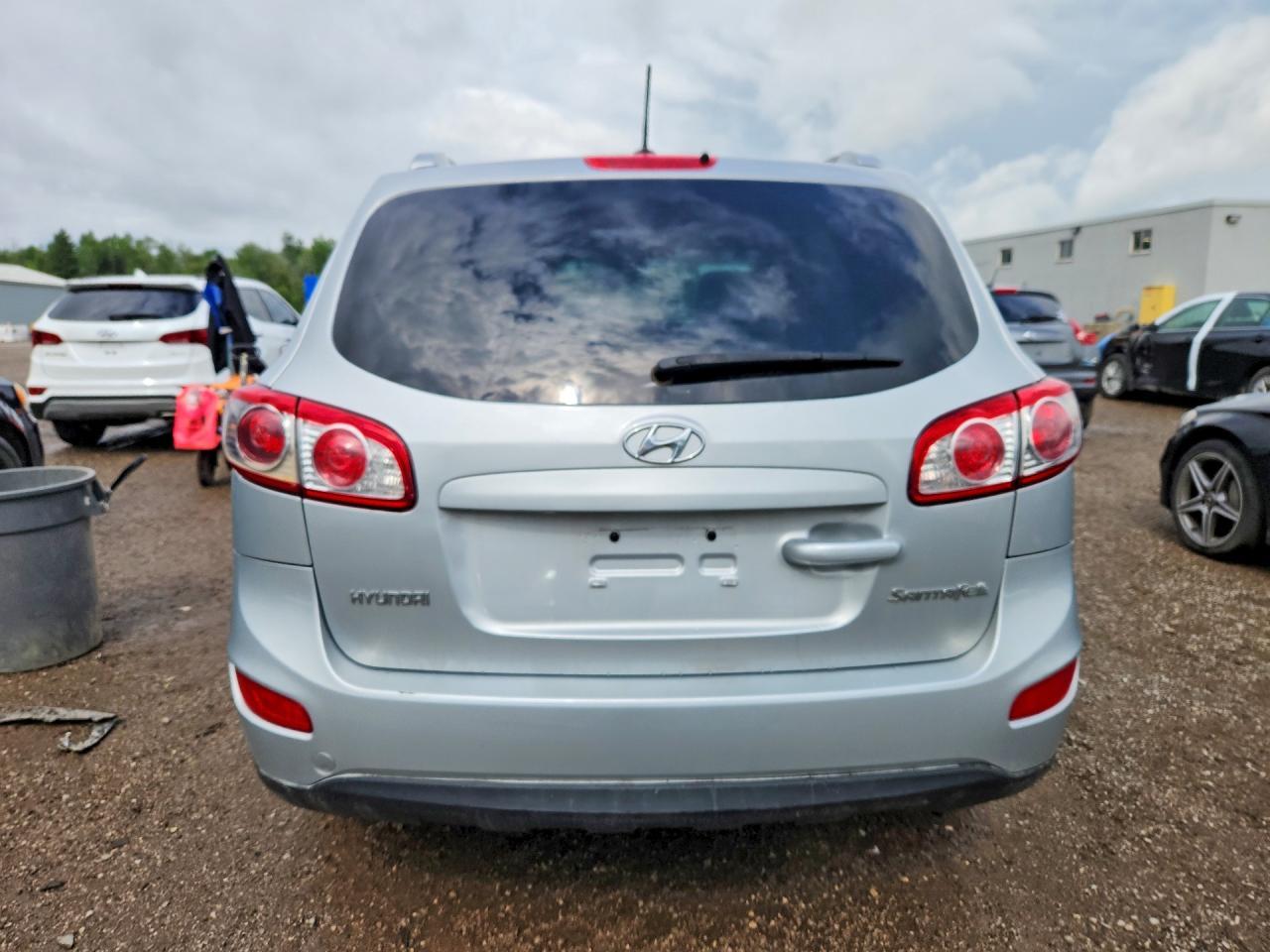 2010 Hyundai Santa Fe Gls - Image 6