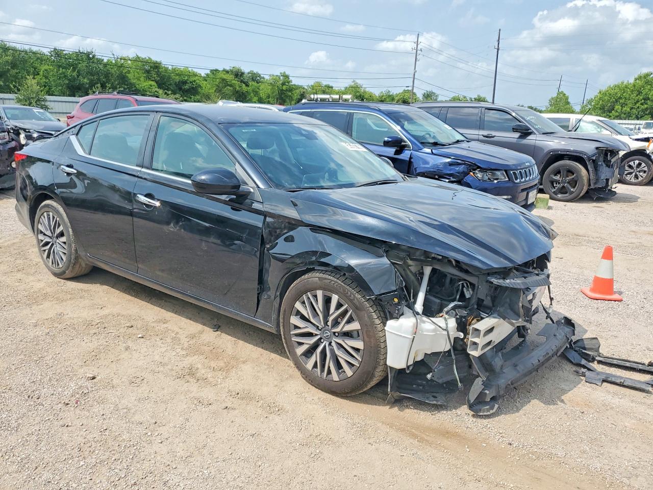 2023 Nissan Altima Sv - Фото 4