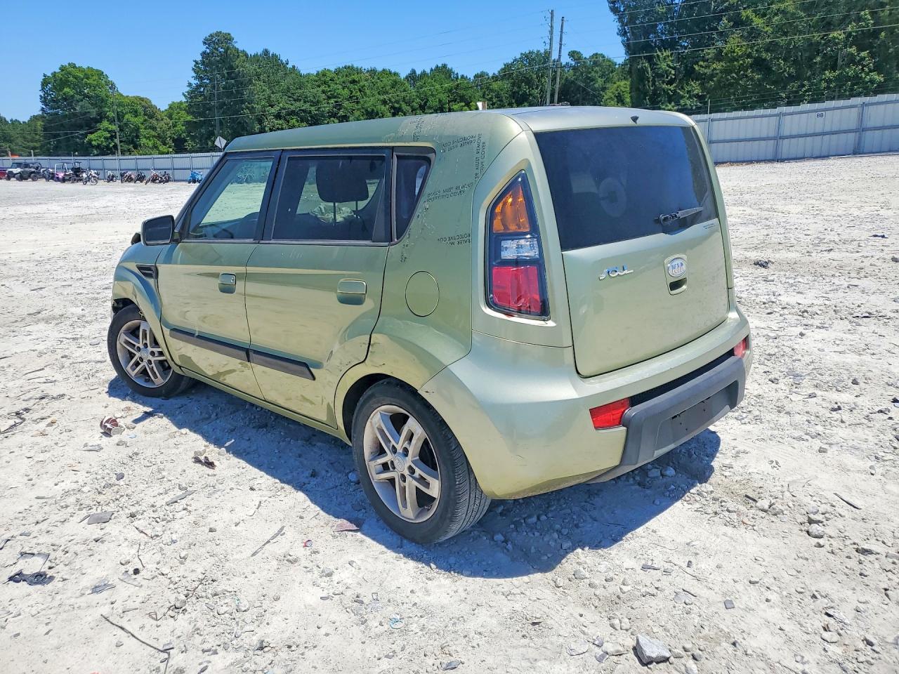2010 Kia Soul + - Image 2