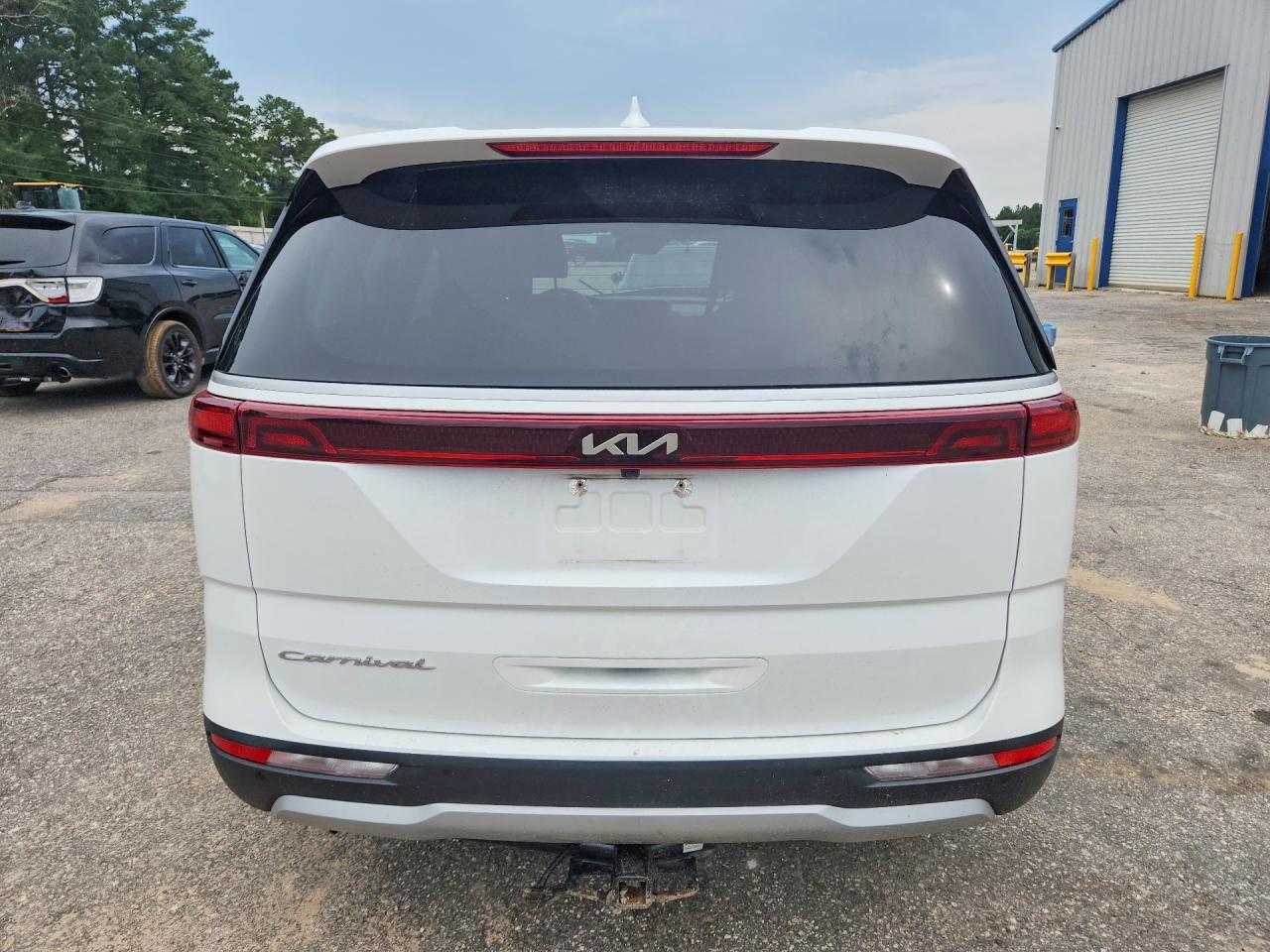 2022 Kia Carnival Lx - Фото 6