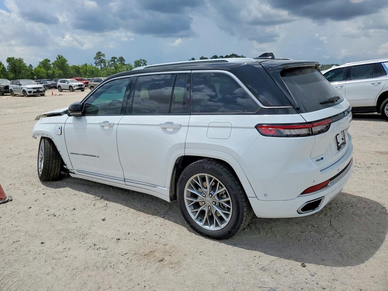 2023 Jeep Grand Cherokee Summit 4Xe - Фото 2