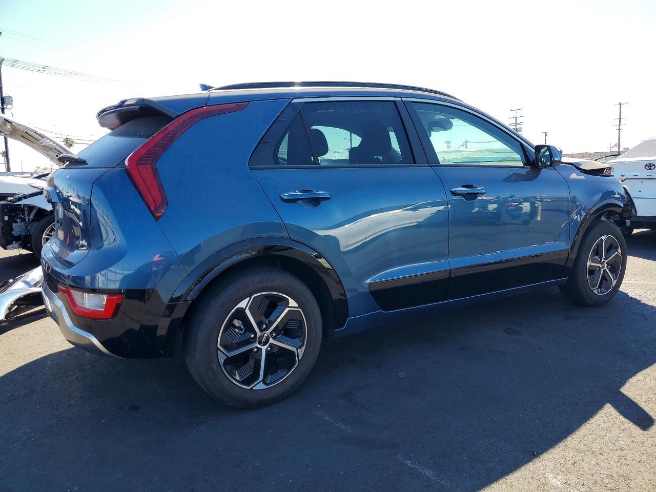 2025 Kia Niro Sx - Фото 3
