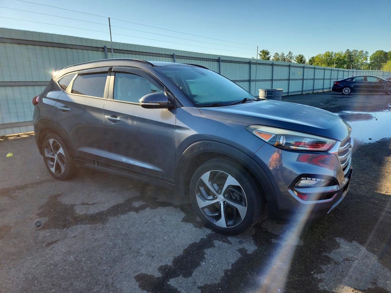 2016 Hyundai Tucson Limited - Image 4