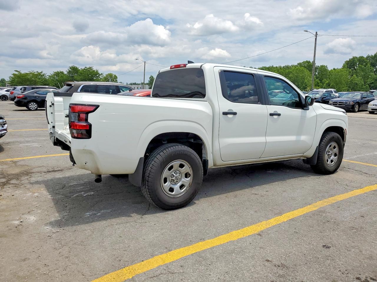 2022 Nissan Frontier S - Фото 3