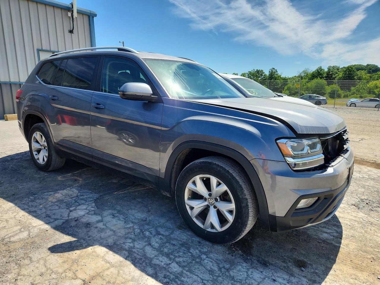 2018 Volkswagen Atlas Se - Image 4