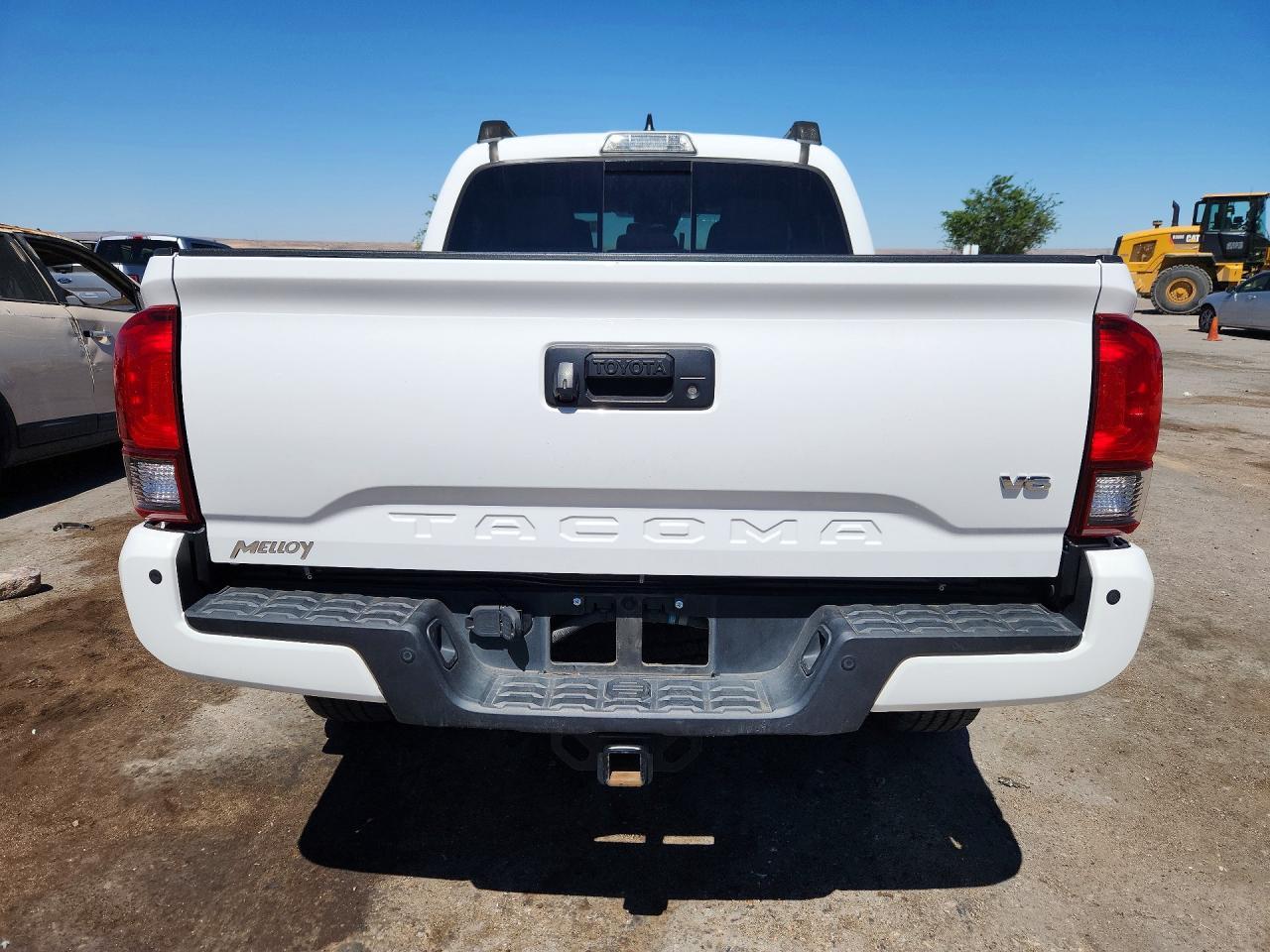 2019 Toyota Tacoma Trd Off-Road - Image 6