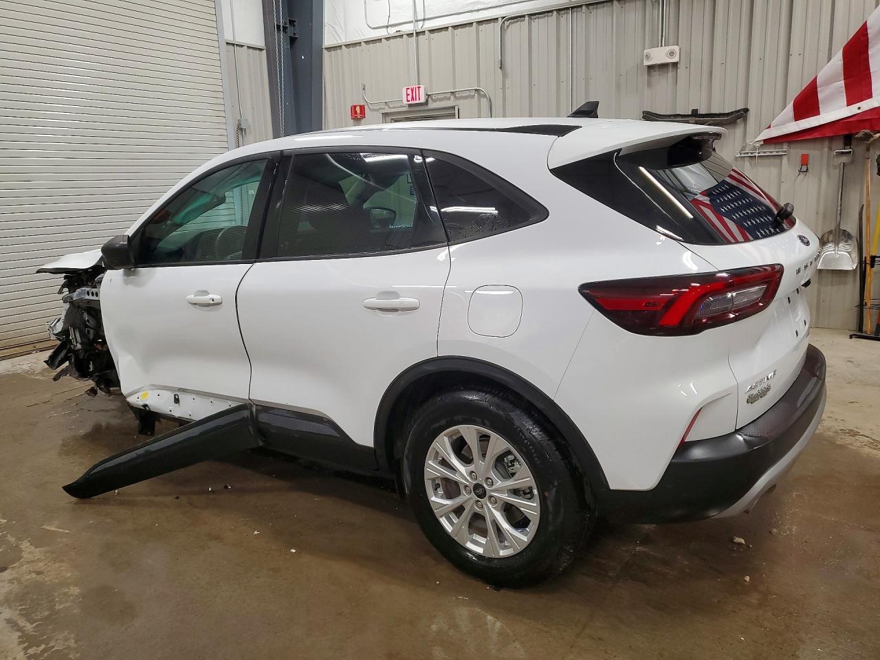 2025 Ford Escape Active - Фото 2
