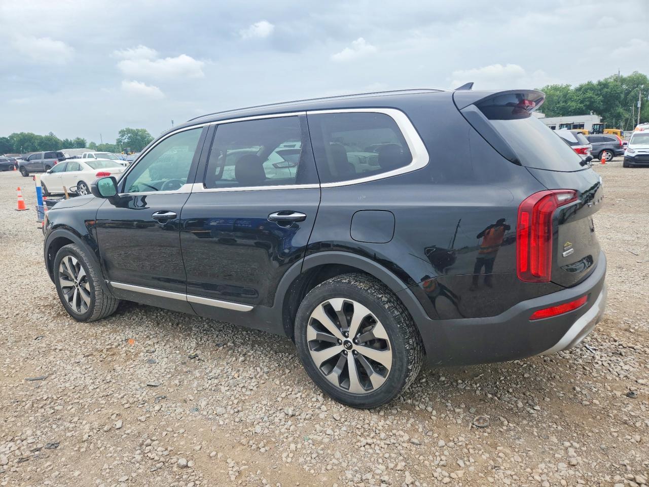 2020 Kia Telluride S - Фото 2