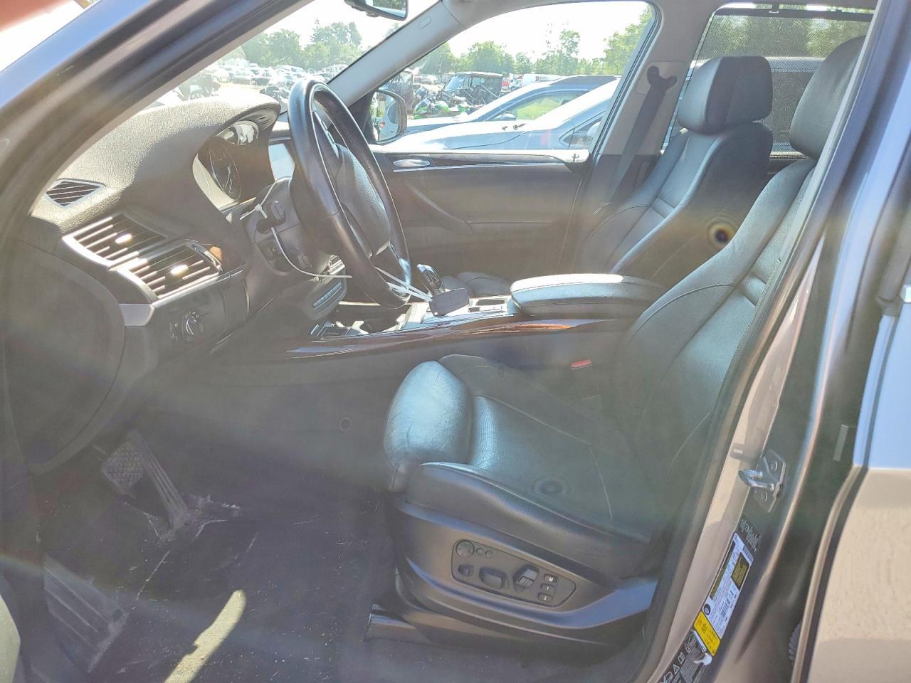 2012 BMW X5 xDrive50I - Image 7
